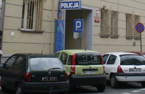 Komenda policji politycznej Prawa i Sprawiedliwości na Wilczej w Warszawie
