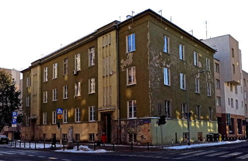 Obskurny gmach Prokuratury Rejonowej Warszawa Praga Północ (mordownia reżimu Ziobry)